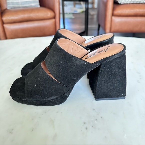 Free People Love is Everywhere Black Velvet‎ Platform Sandals Women's Size 11 - Picture 4 of 9